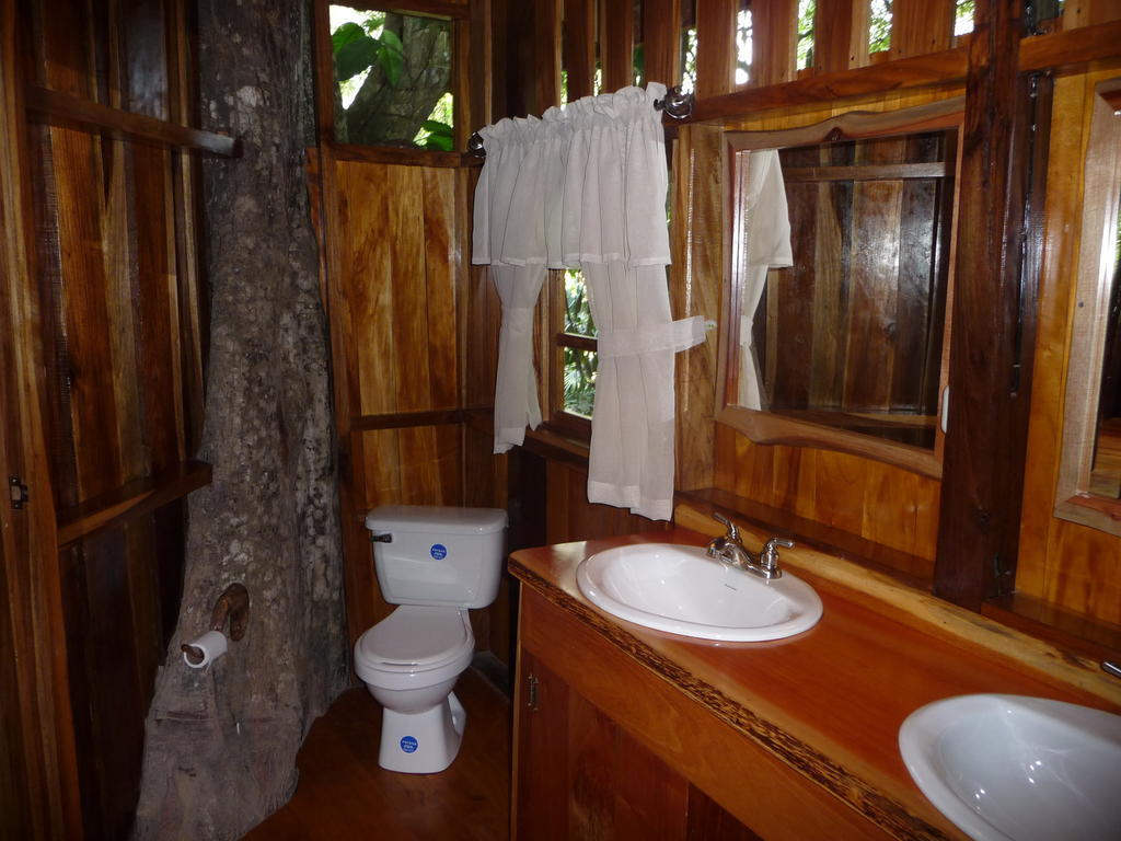 קאוויטה Topos Tree House חדר תמונה