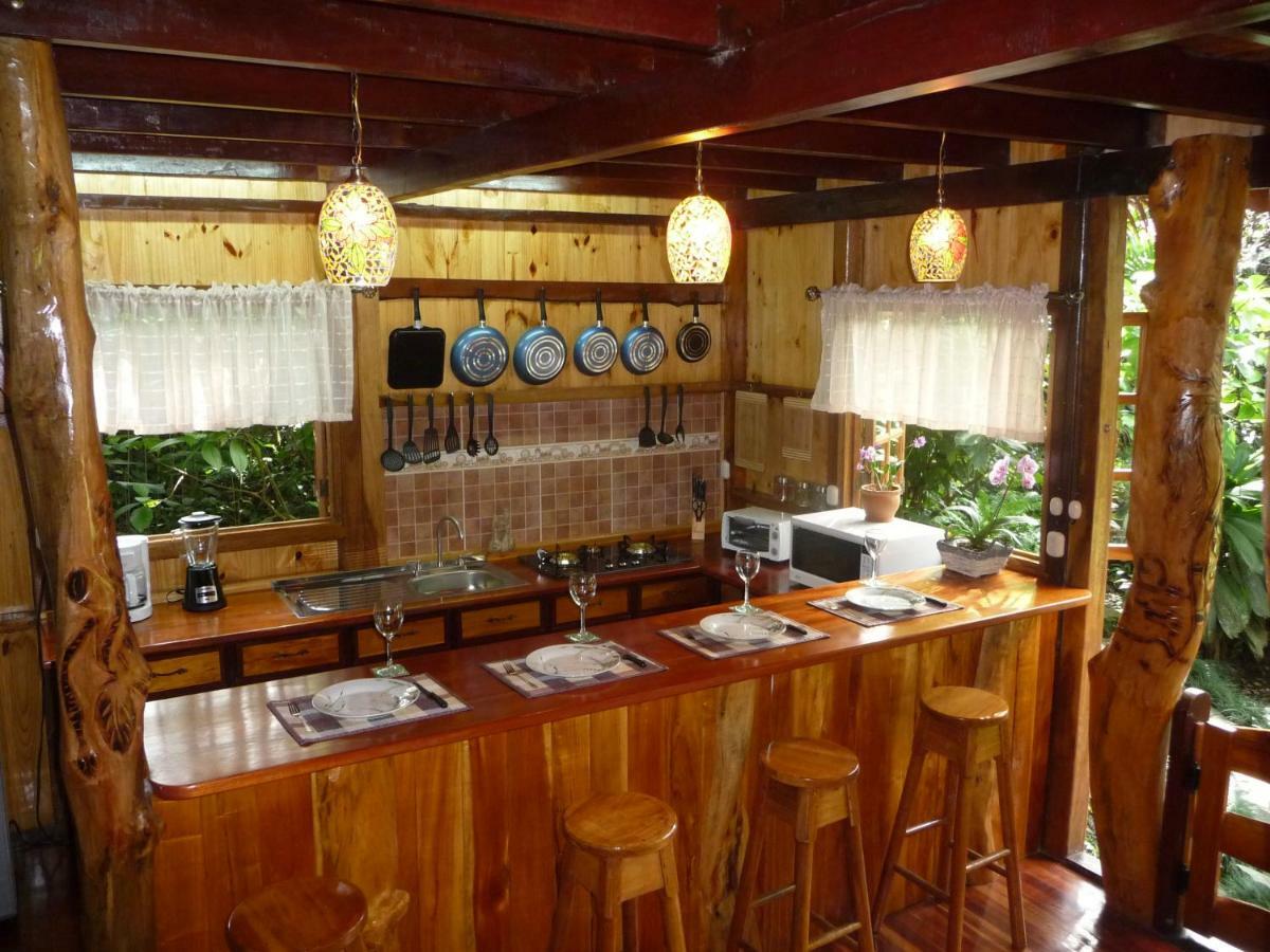 קאוויטה Topos Tree House מראה חיצוני תמונה